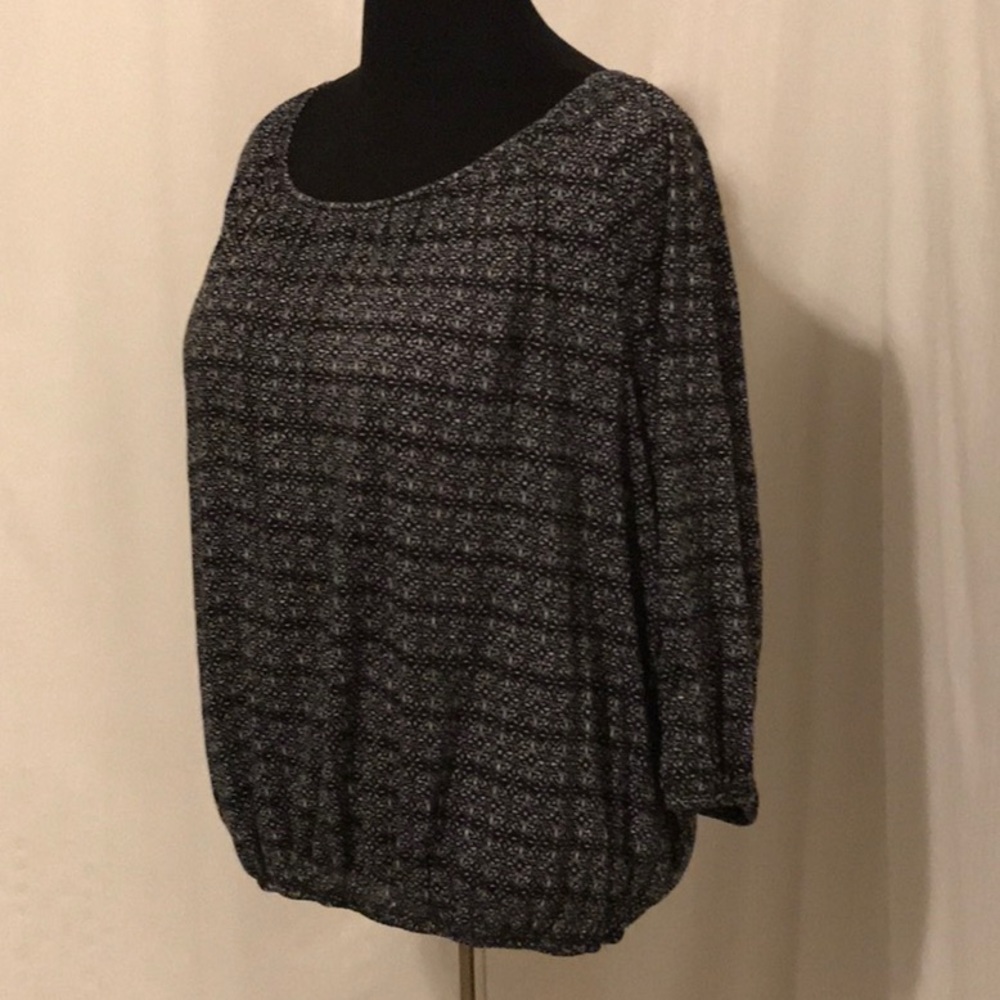 Blouse - Picture 2 of 3